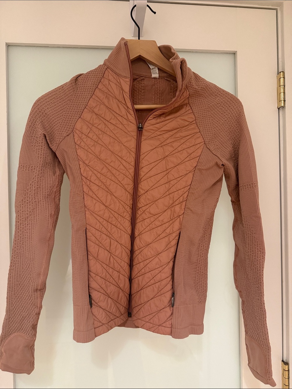 Athleta Lightweight Women's Jacket in Dusty Rose